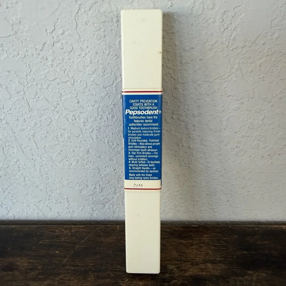 Vintage Medium Pepsodent Toothbrush Yellow New‎ In Box NOS